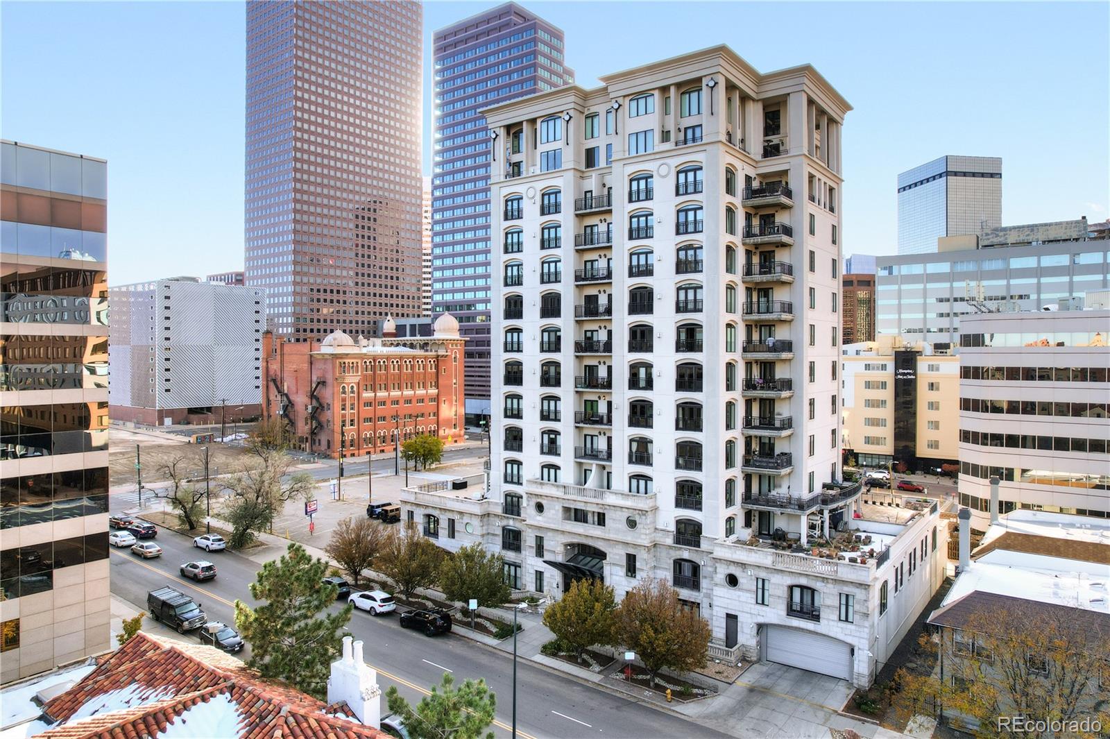 1827 N Grant Street 1000, Denver  MLS: 6730543 Beds: 2 Baths: 3 Price: $1,495,000