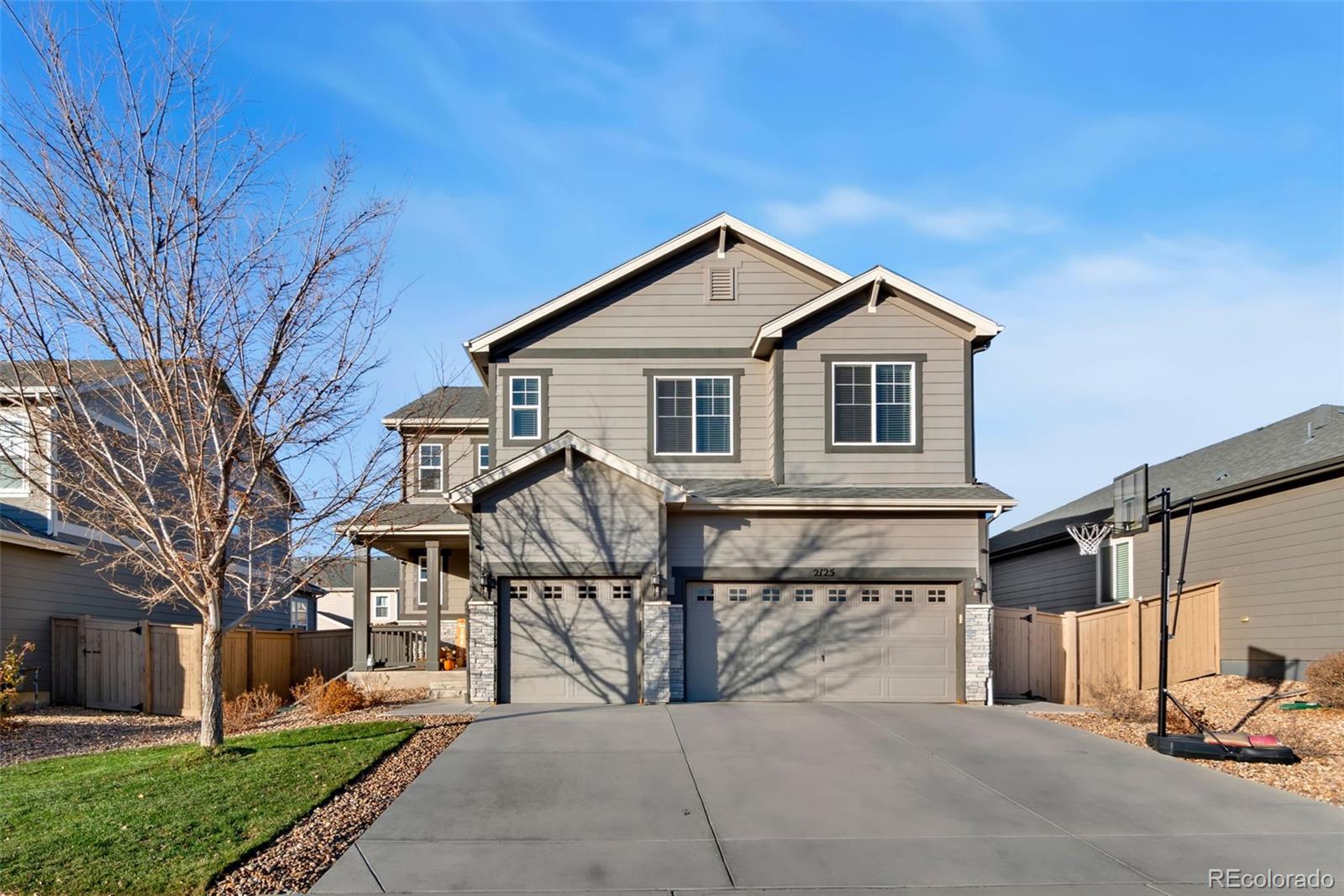 2125 E 150th Place, thornton MLS: 7436224 Beds: 5 Baths: 4 Price: $800,000