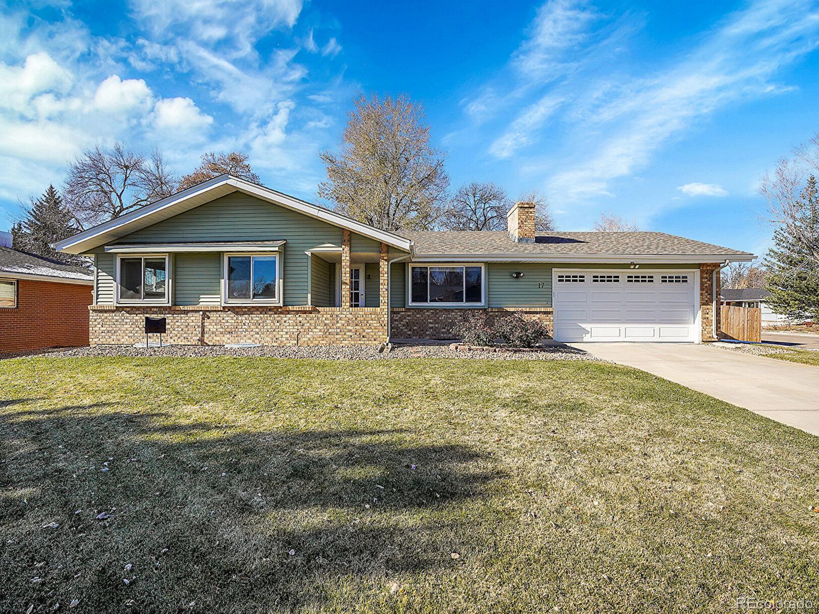 17  Dartmouth Circle, longmont MLS: 2118591 Beds: 4 Baths: 3 Price: $589,000