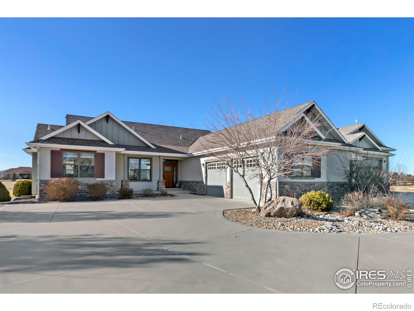 37105  Soaring Eagle Circle, severance MLS: 4567891022980 Beds: 3 Baths: 4 Price: $1,299,000