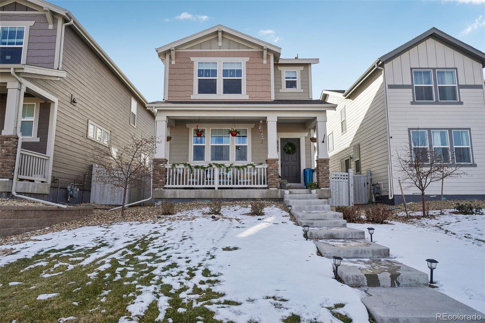 6585 N Danube Way, denver MLS: 2294469 Beds: 4 Baths: 3 Price: $539,900