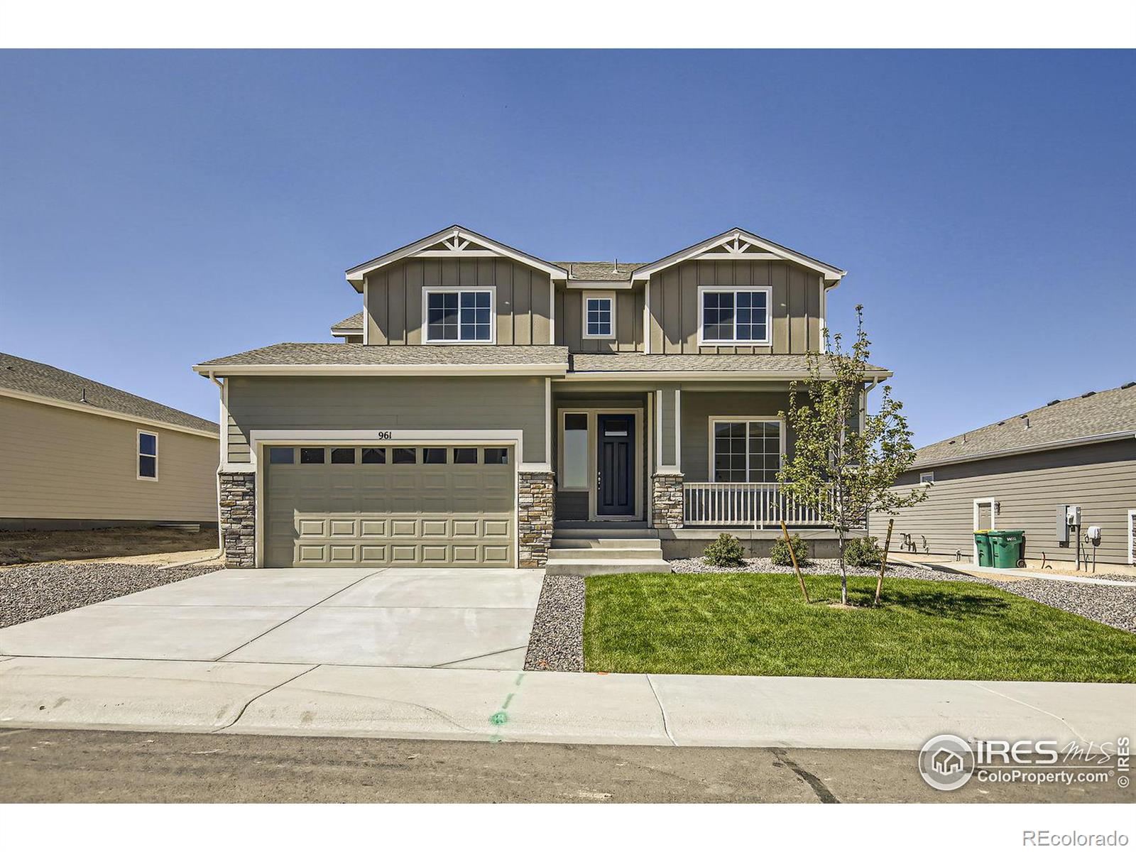 856  Forest Canyon Road, severance MLS: 4567891023180 Beds: 5 Baths: 5 Price: $649,595