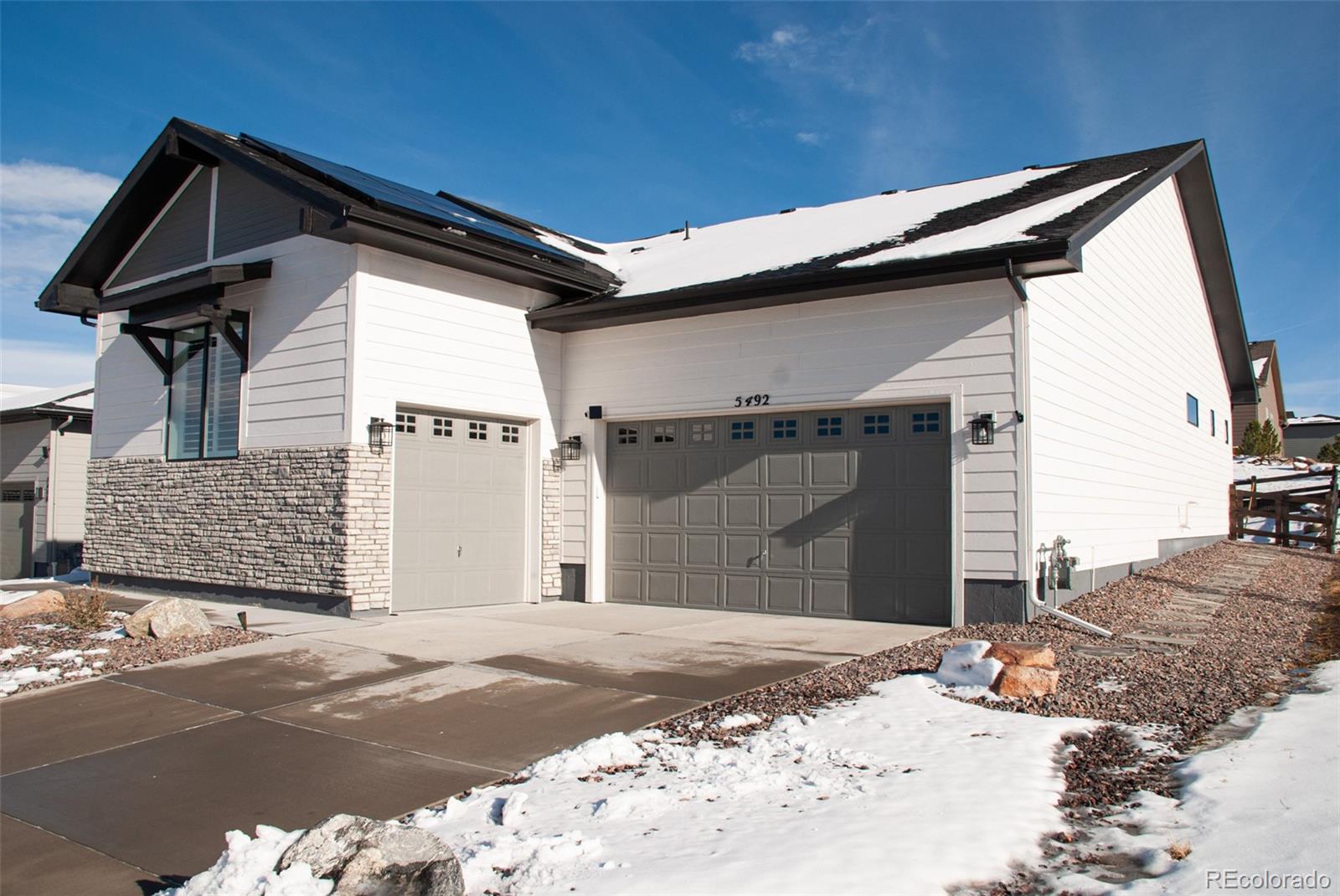 5492  Woodroot Point, castle rock  House Search MLS Picture