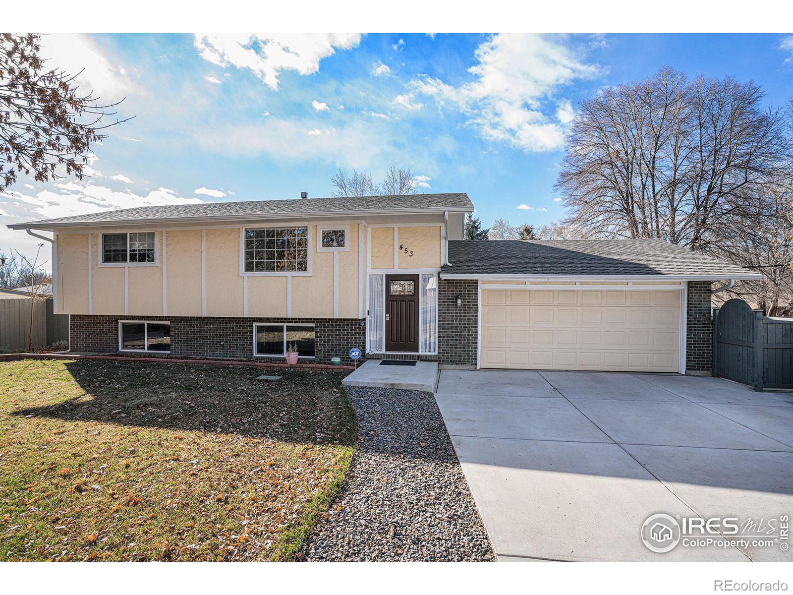 453  Newman Circle, longmont MLS: 4567891023351 Beds: 3 Baths: 2 Price: $599,900