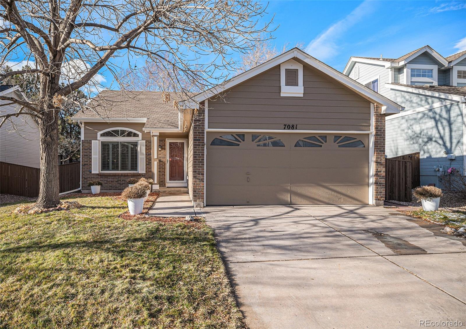 7081  Palisade Drive, highlands ranch MLS: 9924765 Beds: 3 Baths: 2 Price: $559,900