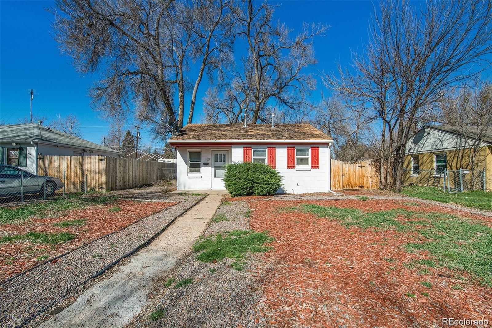 1565  Xanthia Street, denver MLS: 9330083 Beds: 2 Baths: 1 Price: $323,400