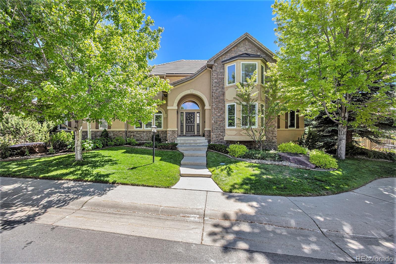 21640 E Briarwood Drive, aurora MLS: 7607885 Beds: 5 Baths: 5 Price: $1,140,000