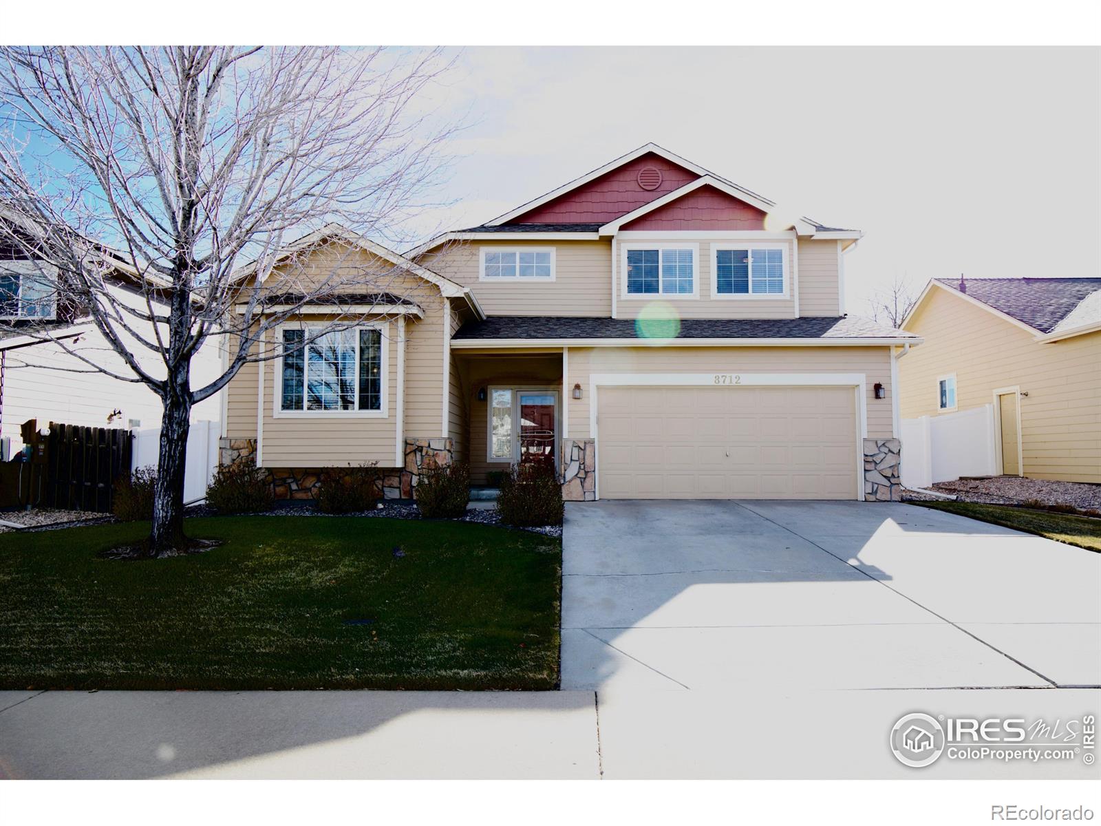 8712 W 17th St Rd, greeley MLS: 4567891023638 Beds: 3 Baths: 3 Price: $450,000