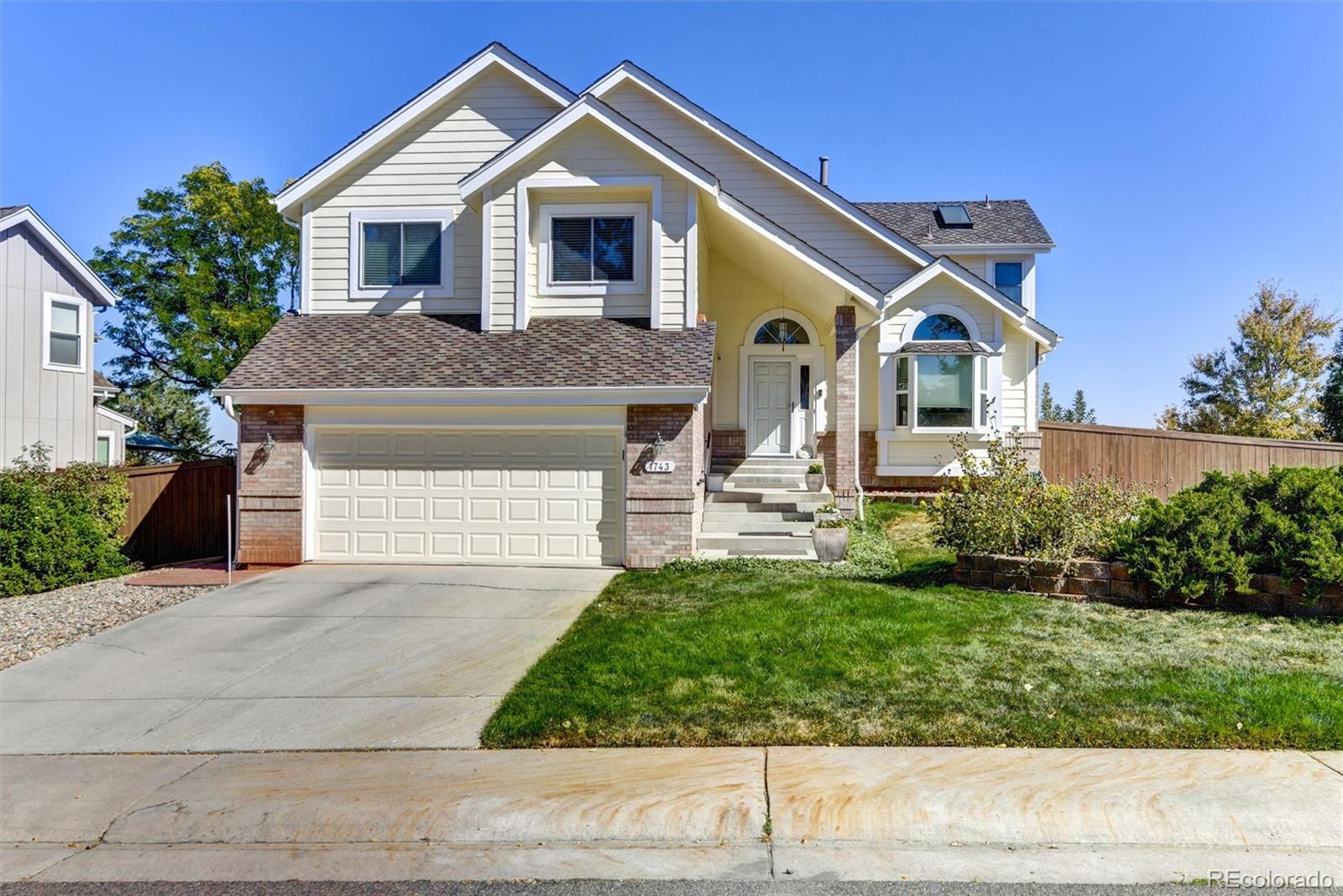 1743  Brookside Drive, highlands ranch MLS: 8445196 Beds: 4 Baths: 4 Price: $819,000