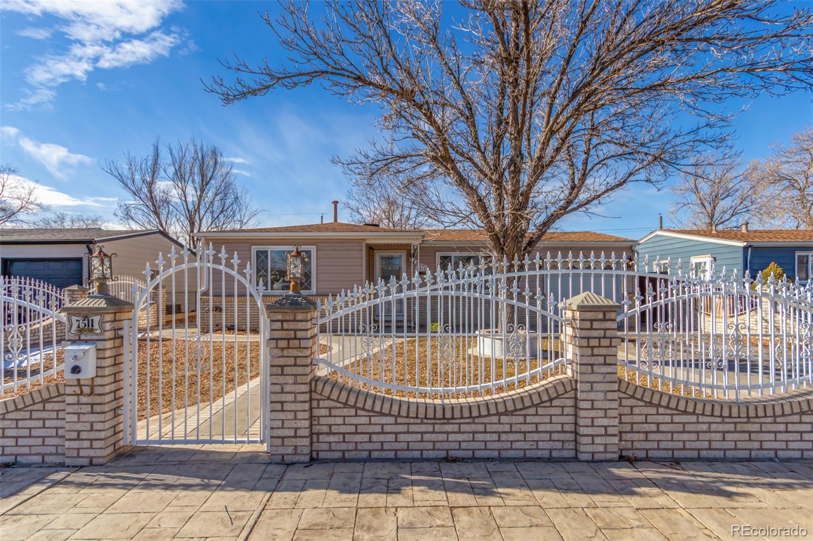 7511  Niagara Street, commerce city MLS: 5403322 Beds: 3 Baths: 1 Price: $350,000