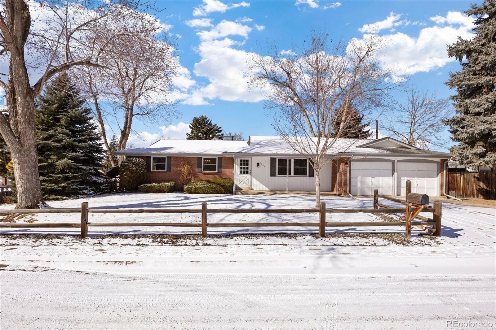 6803  Garland Street, arvada MLS: 8967901 Beds: 3 Baths: 3 Price: $575,000