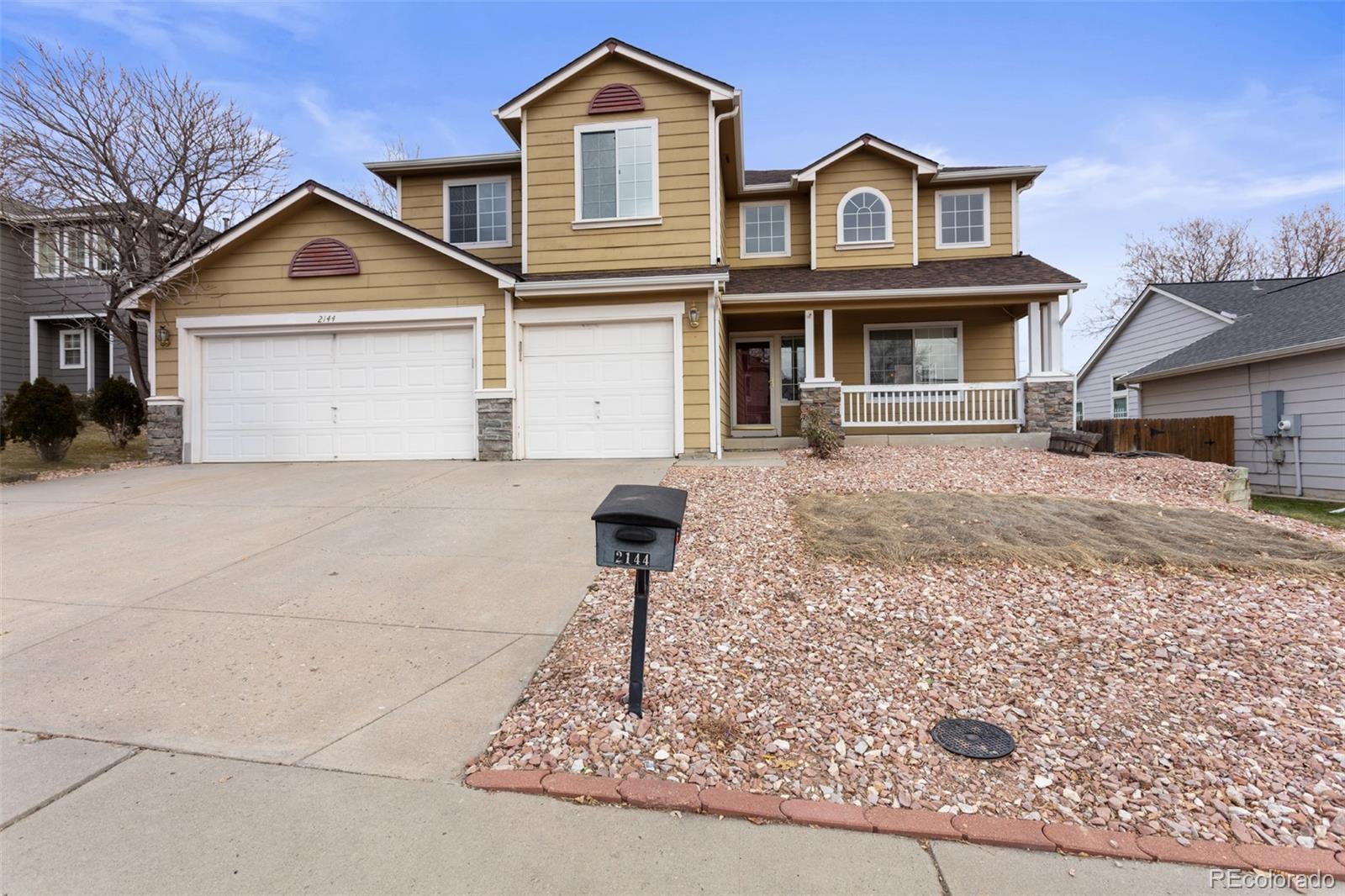 2144 S Waco Street, aurora MLS: 2212228 Beds: 5 Baths: 4 Price: $545,000