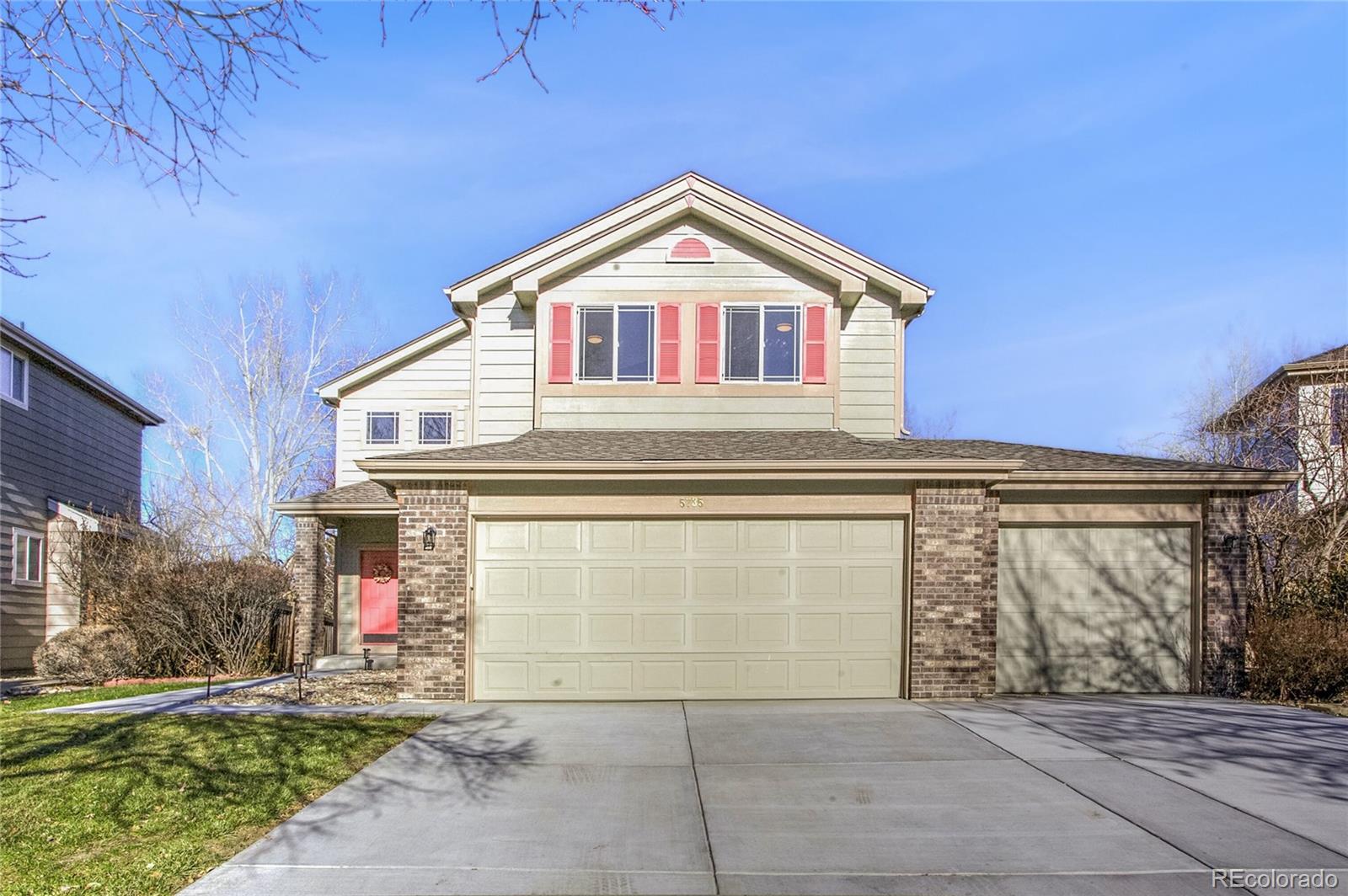 5735 W Berry Avenue, littleton MLS: 4418185 Beds: 5 Baths: 4 Price: $825,000