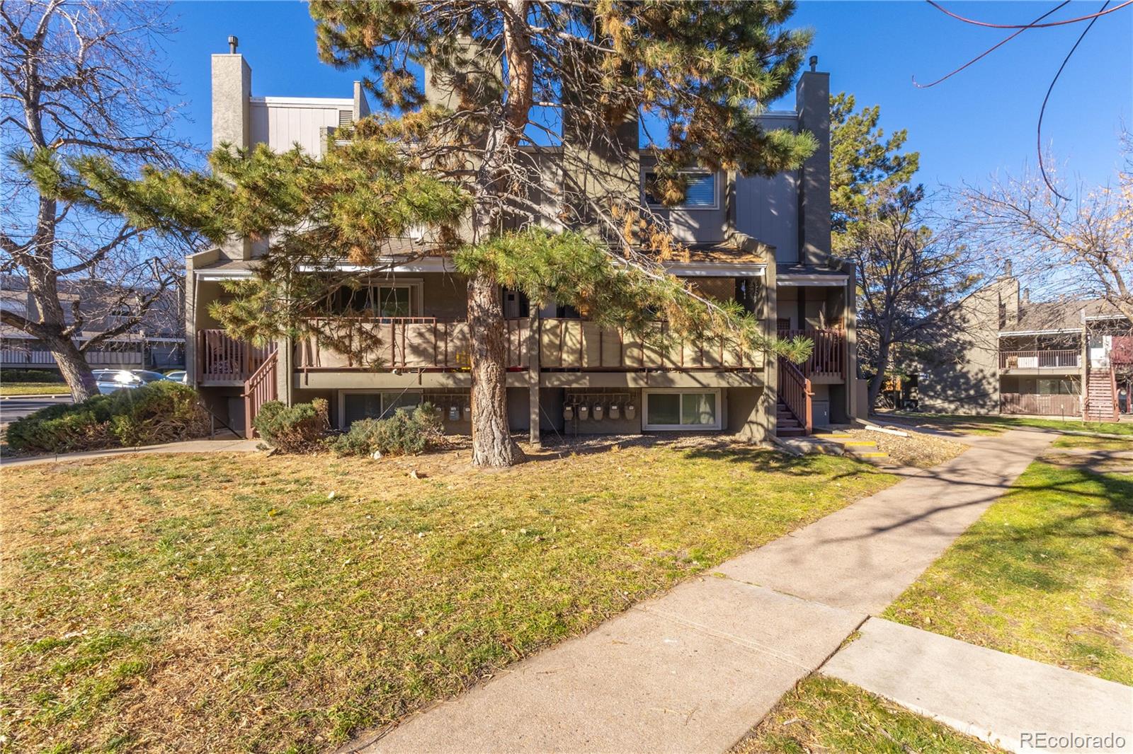 5300 E Cherry Creek South Drive 905, Denver  MLS: 2176171 Beds: 1 Baths: 1 Price: $162,500