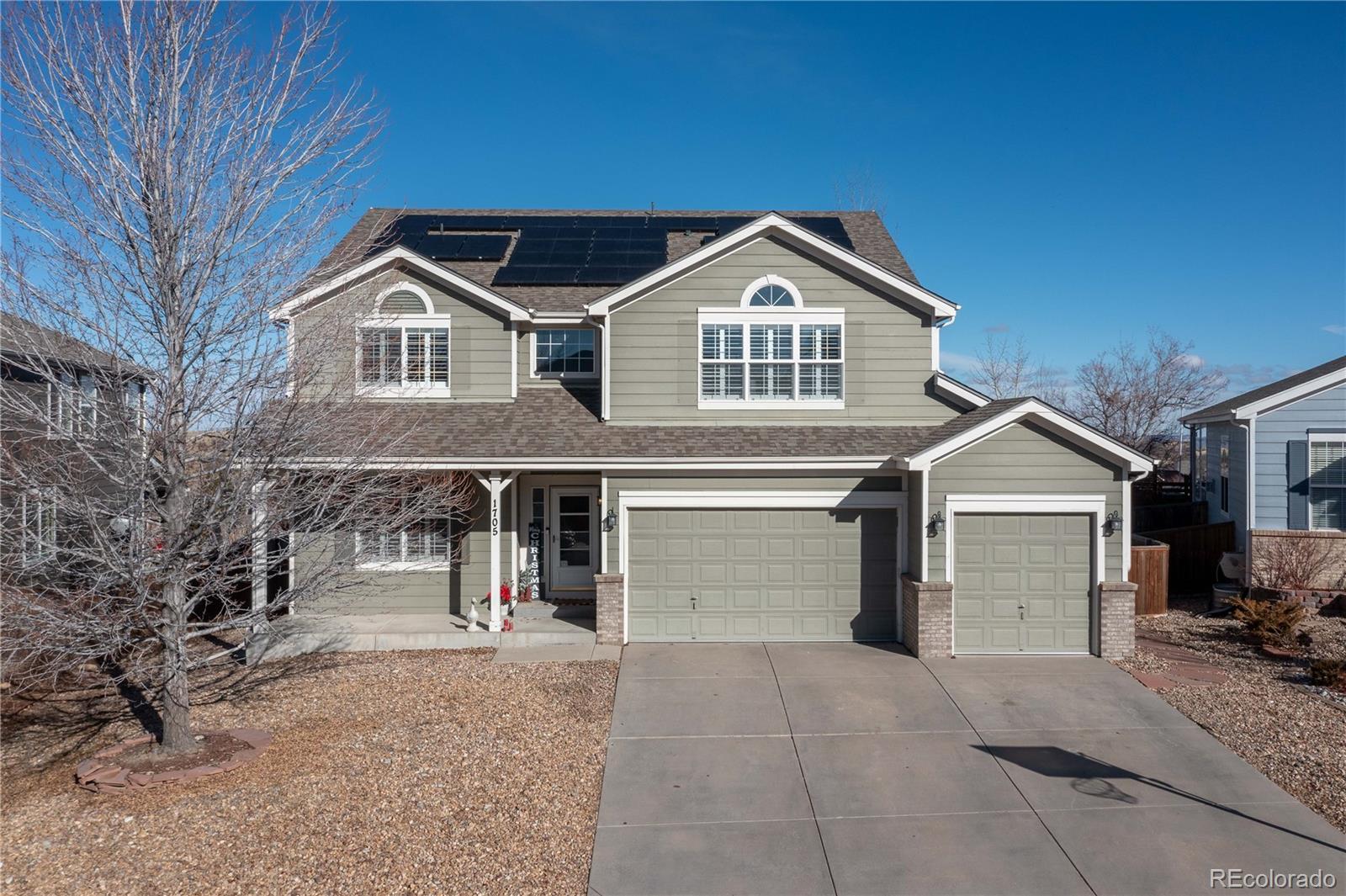 1705  Peridot Court, castle rock MLS: 8749659 Beds: 4 Baths: 4 Price: $799,000