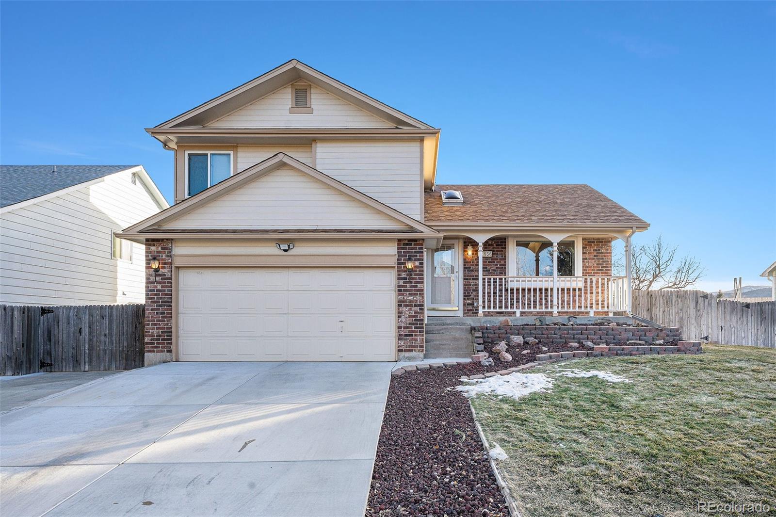 11856 W Maplewood Avenue, littleton MLS: 4160327 Beds: 4 Baths: 2 Price: $579,000