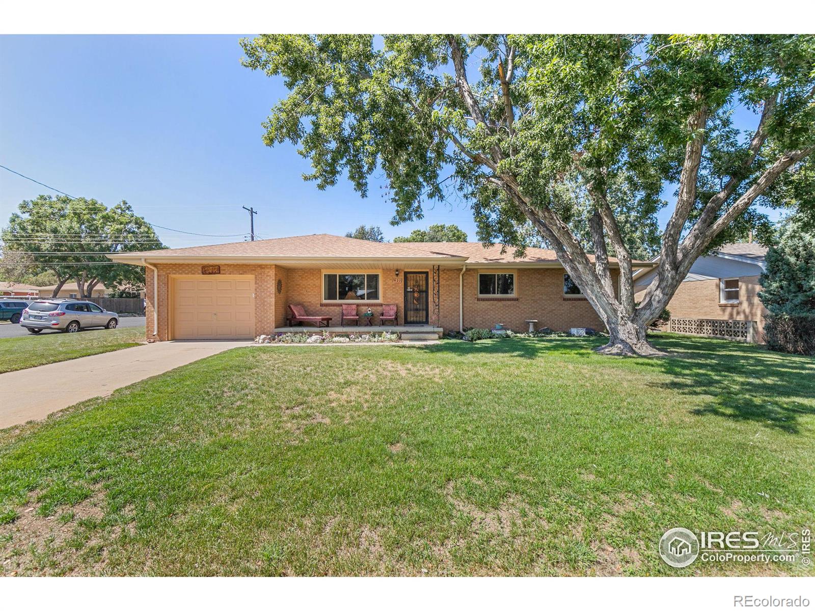 627  35th Ave Ct, greeley MLS: 4567891023937 Beds: 5 Baths: 3 Price: $432,500