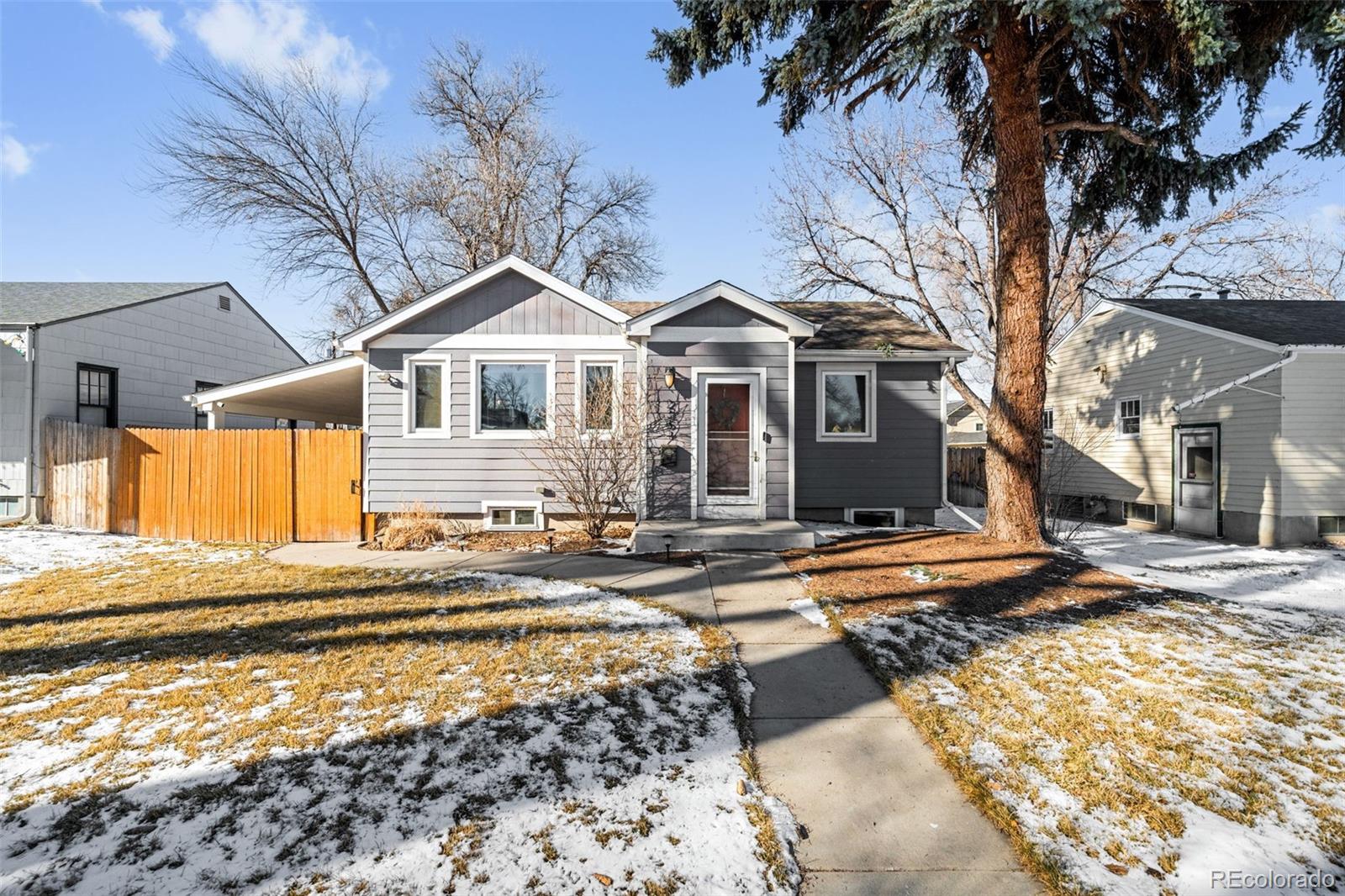 2351 S Franklin Street, denver MLS: 4574413 Beds: 3 Baths: 3 Price: $750,000