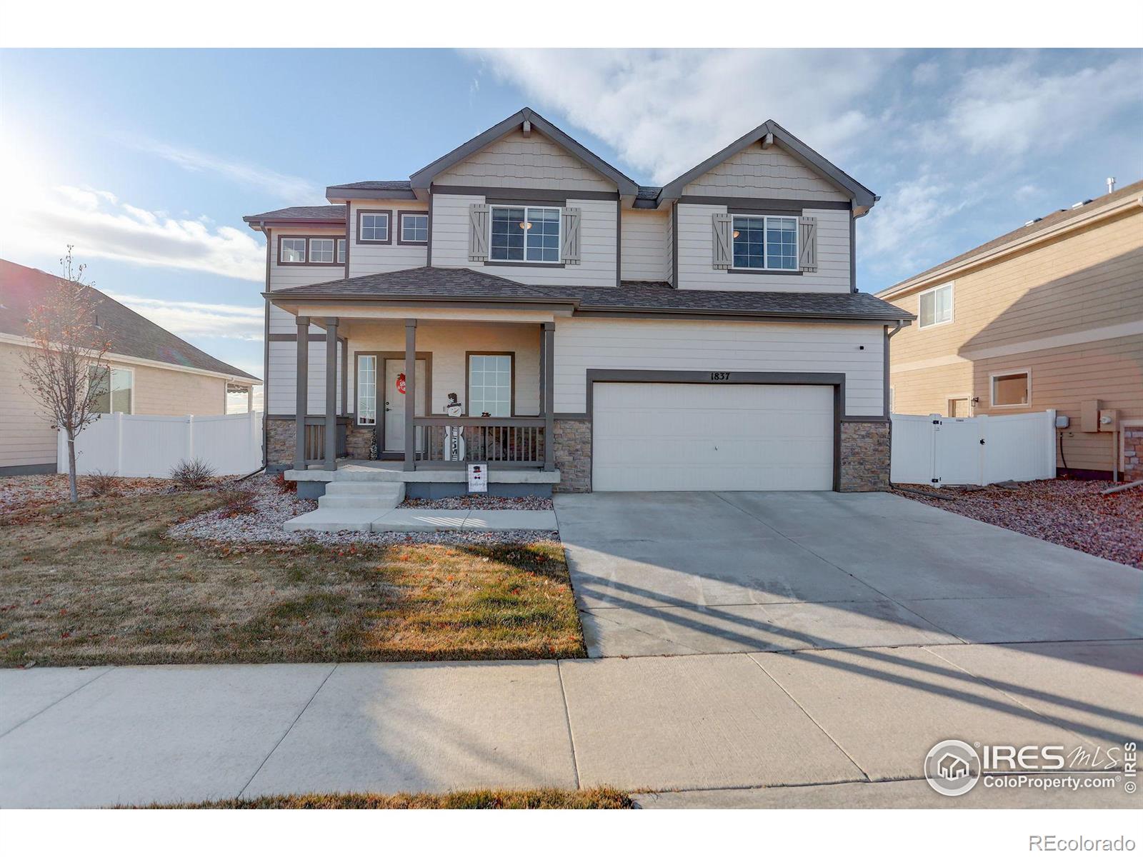 1837  106th Avenue, greeley MLS: 4567891023965 Beds: 4 Baths: 3 Price: $535,000