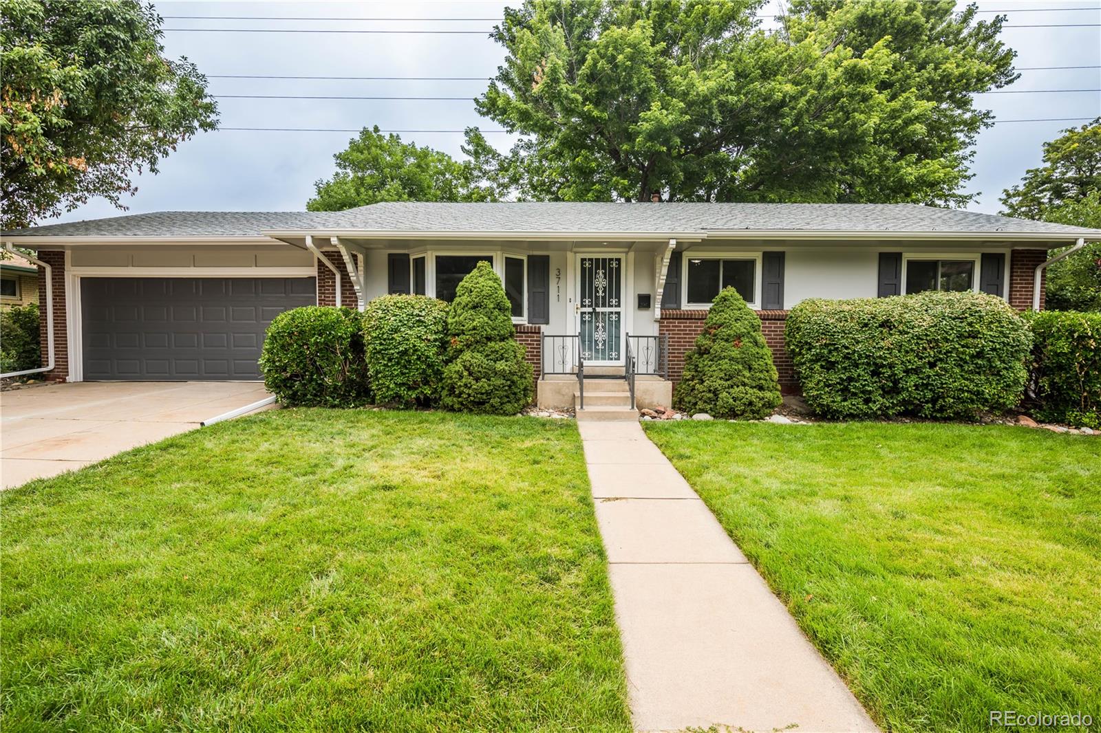 3711 S Uinta Street, denver MLS: 7574625 Beds: 4 Baths: 3 Price: $674,973