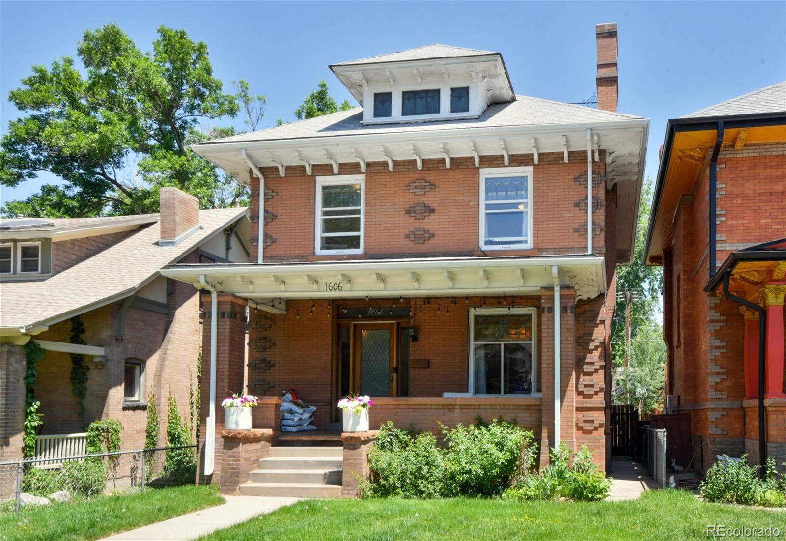 1606  Adams Street, denver MLS: 2580874 Beds: 4 Baths: 3 Price: $830,000