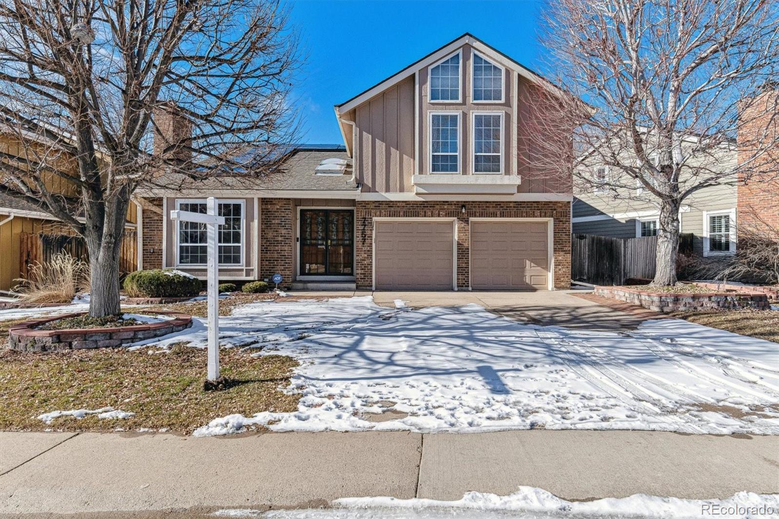 7757 S Nevada Drive, littleton MLS: 8682598 Beds: 3 Baths: 3 Price: $750,000