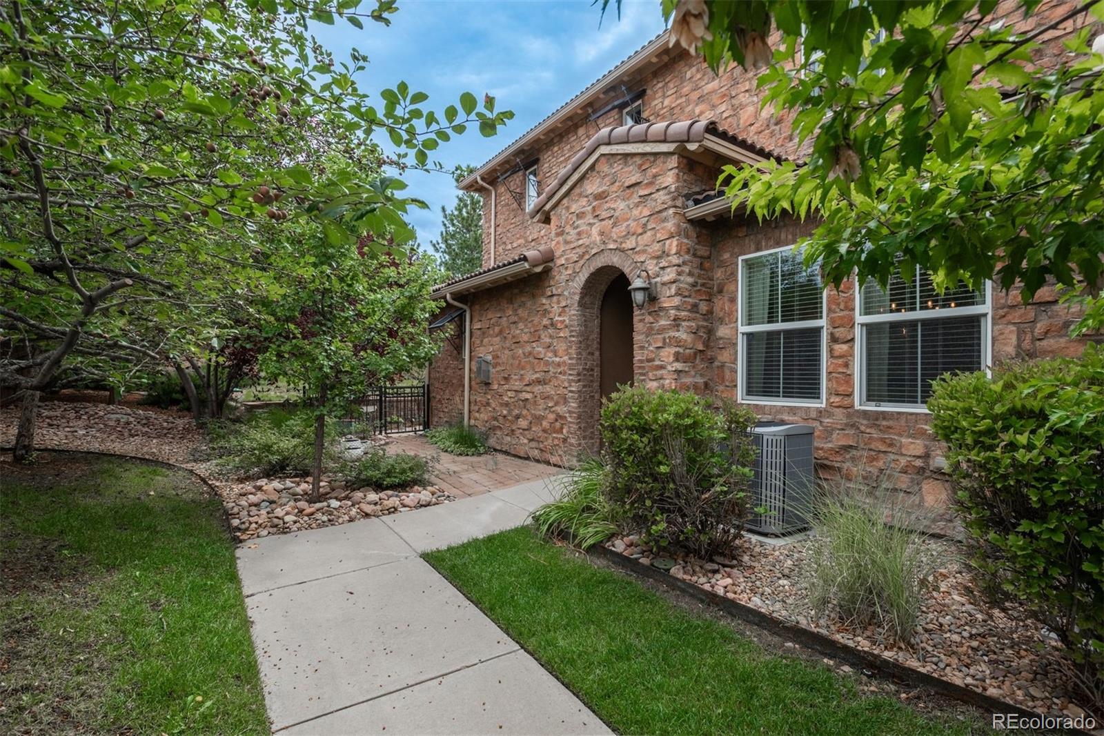 3512  Cascina Place A, Highlands Ranch  MLS: 6138414 Beds: 2 Baths: 2 Price: $629,000