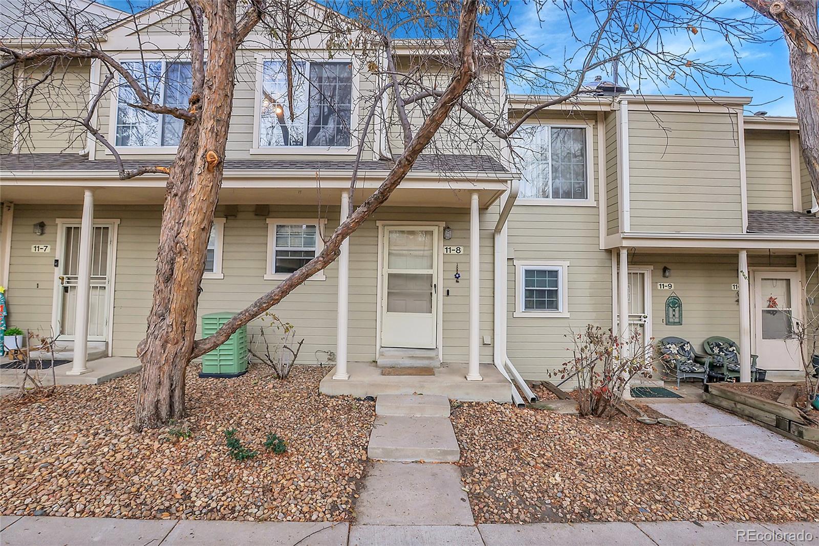 1818 S Quebec Way 11-8, Denver  MLS: 9730695 Beds: 2 Baths: 2 Price: $380,000