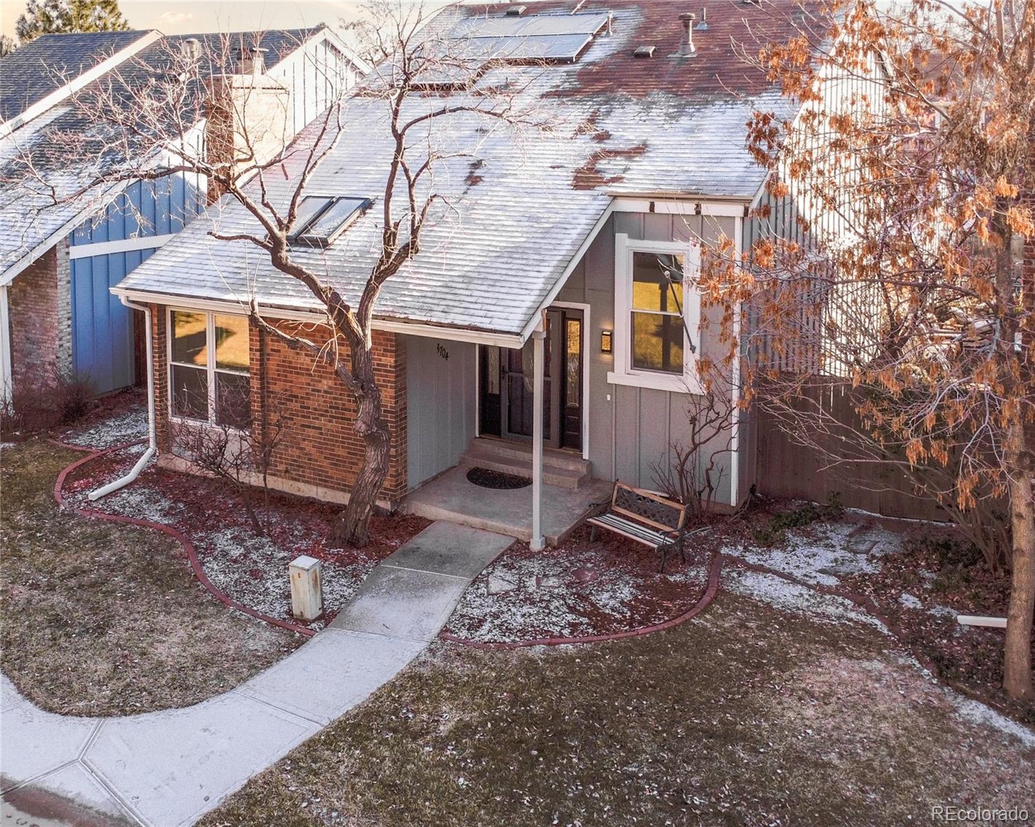 8704  Garrison Court, arvada MLS: 4391408 Beds: 4 Baths: 4 Price: $690,000