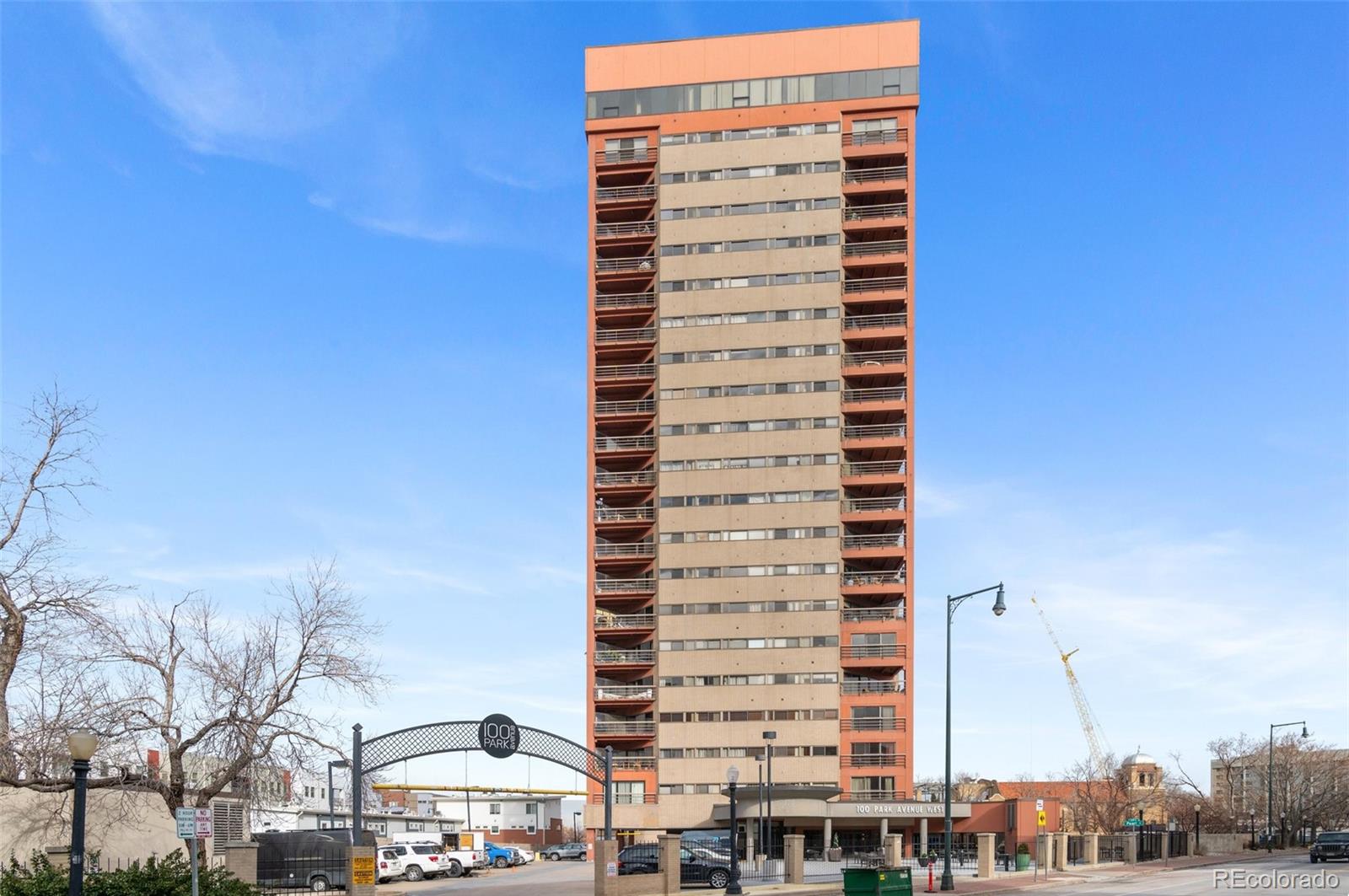 100  Park Avenue 1804, Denver  MLS: 9416603 Beds: 1 Baths: 1 Price: $299,000