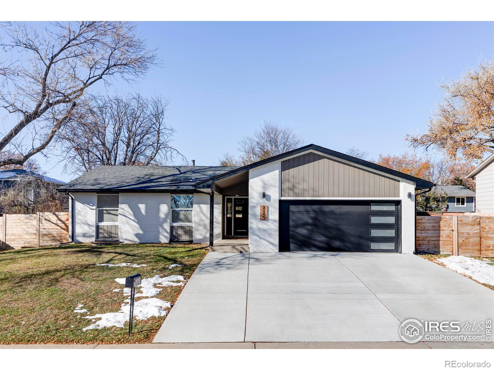 8193  Flower Court, arvada MLS: 4567891024256 Beds: 5 Baths: 3 Price: $885,000