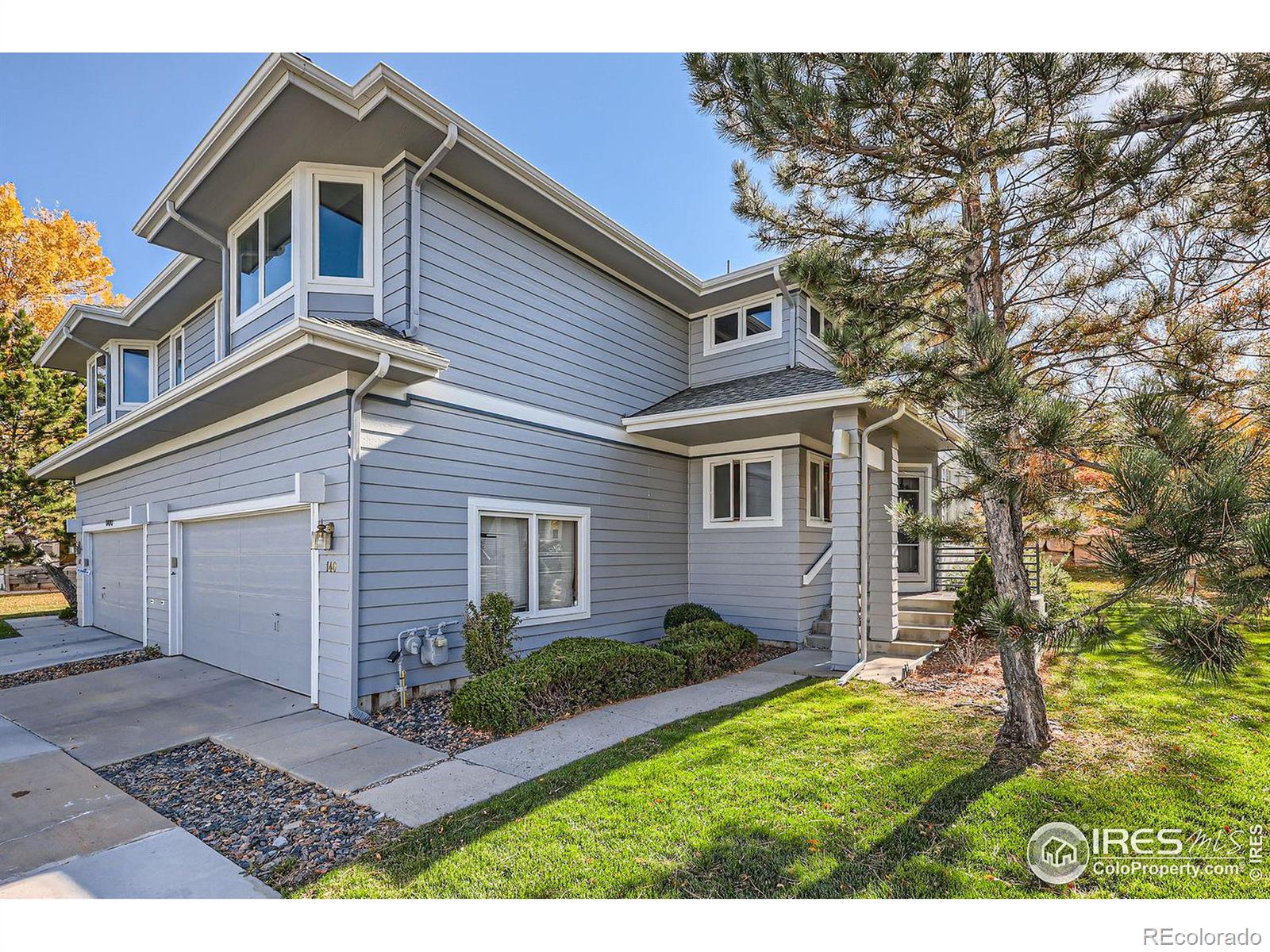 140  Sugar Plum Way, castle rock MLS: 4567891024280 Beds: 2 Baths: 3 Price: $529,999