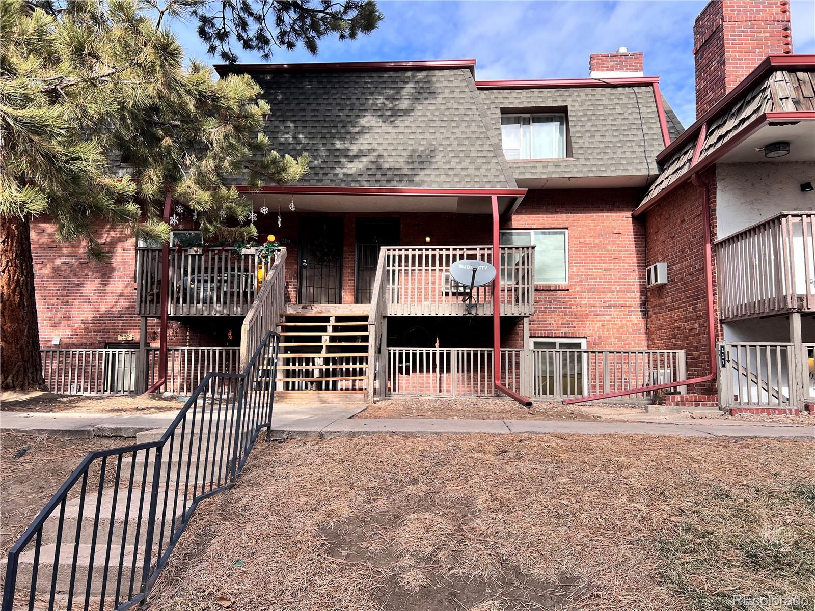 5491 E Warren Avenue 217, Denver  MLS: 6398288 Beds: 2 Baths: 2 Price: $193,000