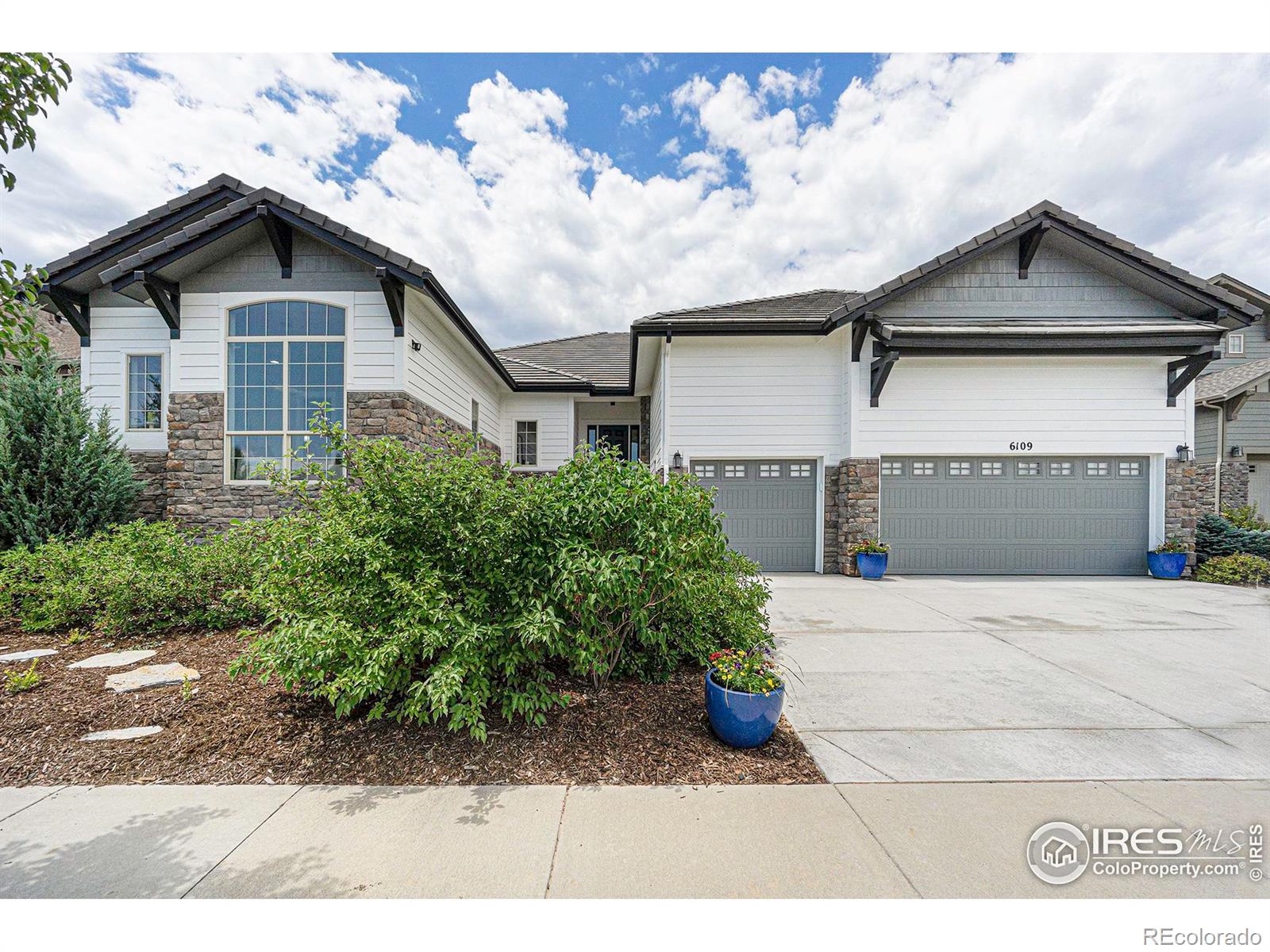 6109  Eagle Roost Drive, fort collins MLS: 4567891024452 Beds: 3 Baths: 4 Price: $1,200,000