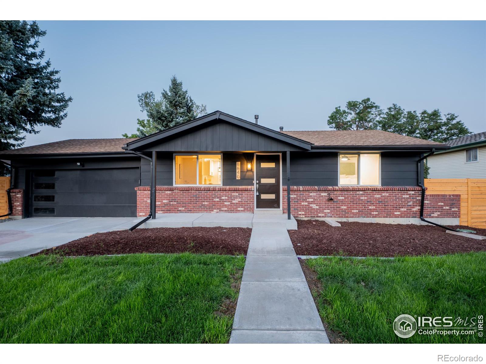 6640  Pierce Street, arvada MLS: 4567891024458 Beds: 4 Baths: 3 Price: $675,000