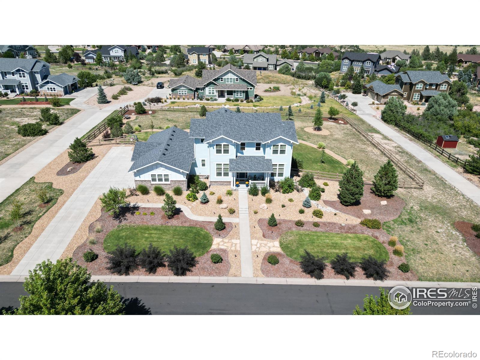 7664  Weaver Circle, castle rock MLS: 4567891024460 Beds: 5 Baths: 5 Price: $1,229,000