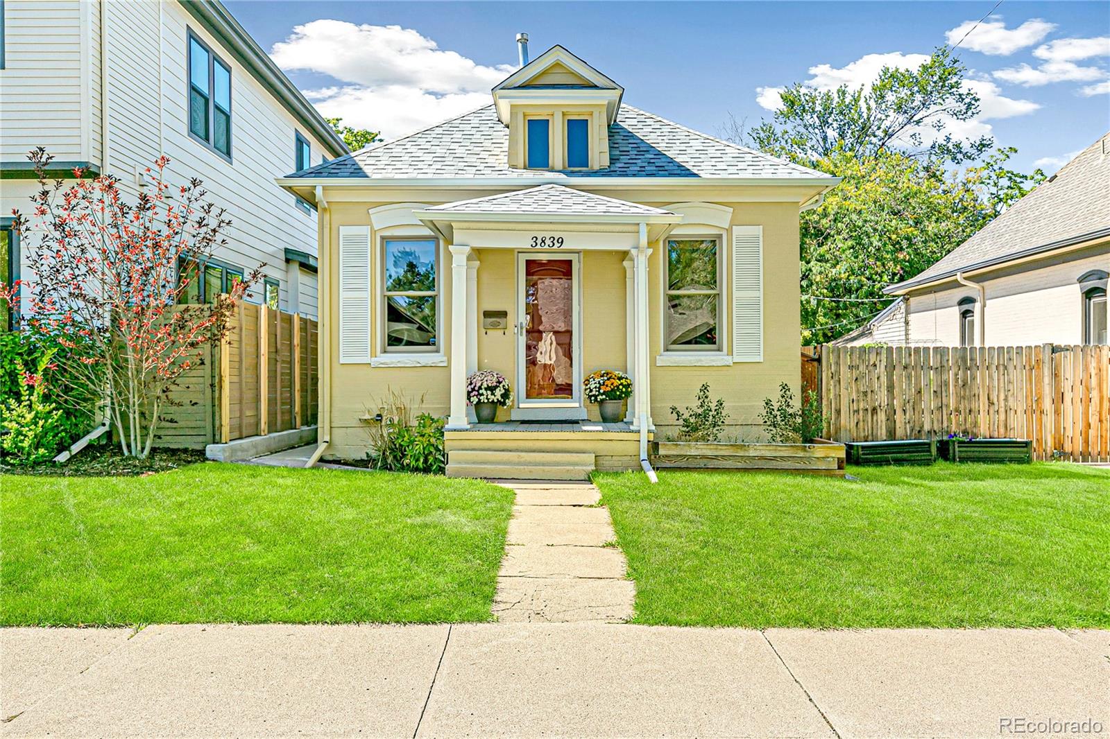 3839  Yates Street, denver MLS: 4164488 Beds: 2 Baths: 1 Price: $589,000