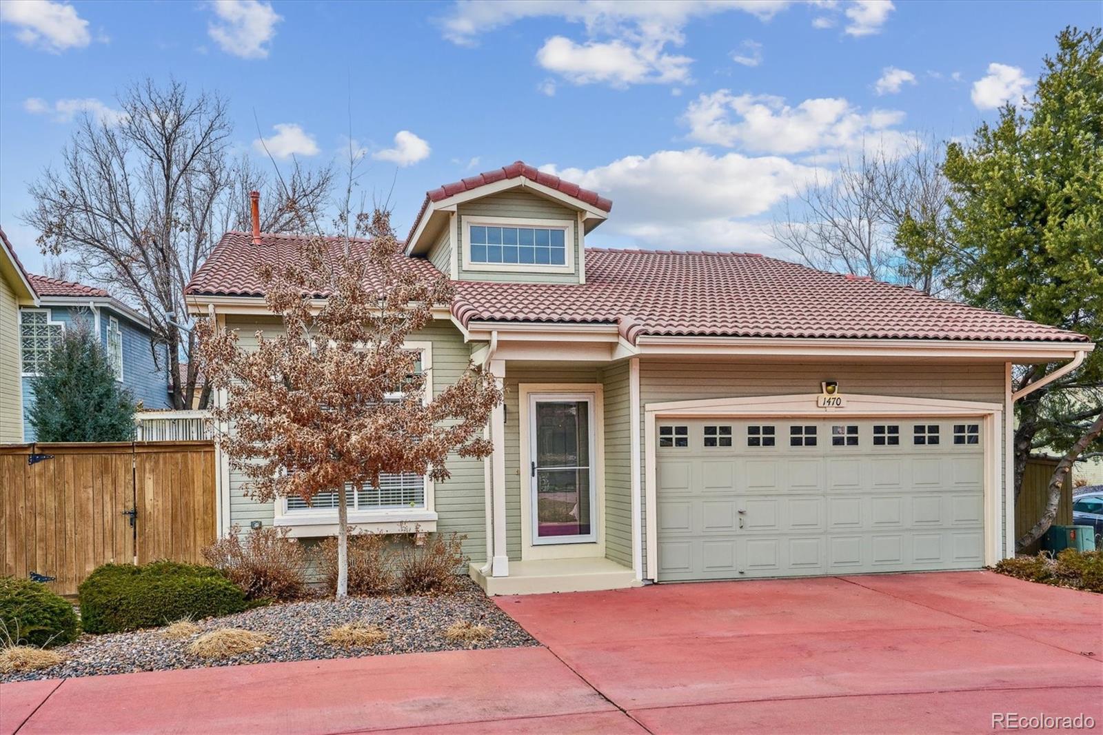 1470  Braewood Avenue, highlands ranch MLS: 2876650 Beds: 2 Baths: 2 Price: $550,000