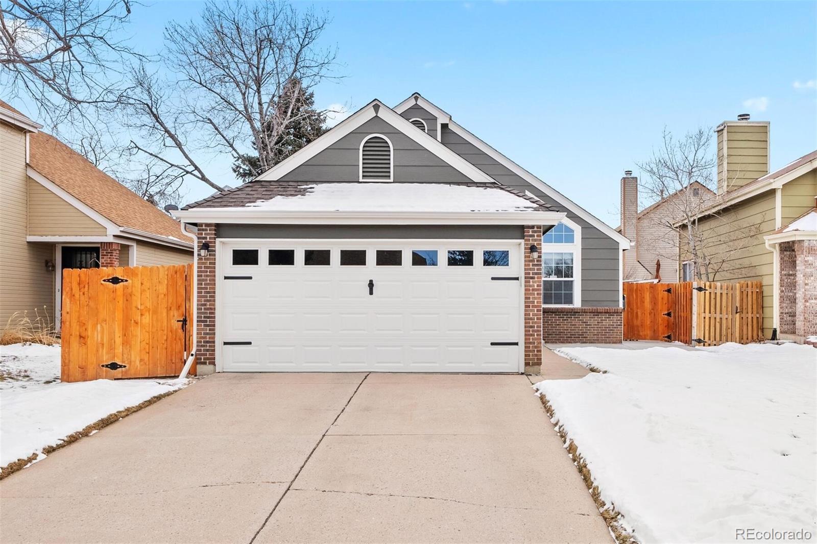 12844 W Cross Drive, littleton MLS: 4810767 Beds: 4 Baths: 2 Price: $625,000