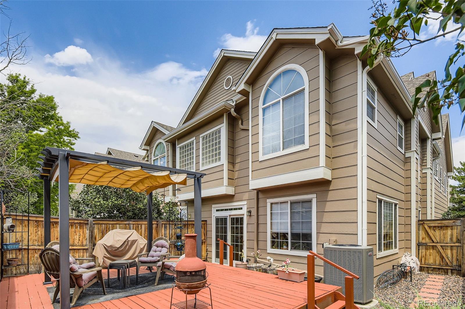 1359  Carlyle Park Circle, highlands ranch MLS: 3827042 Beds: 3 Baths: 3 Price: $490,000