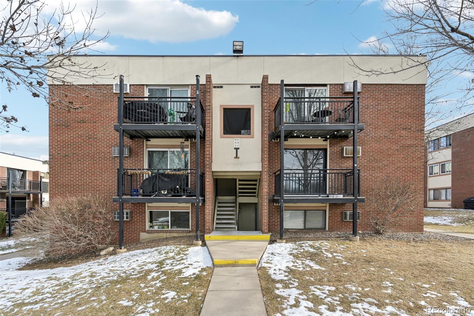 5995 W Hampden Avenue 5I, Denver  MLS: 9160413 Beds: 2 Baths: 1 Price: $249,900