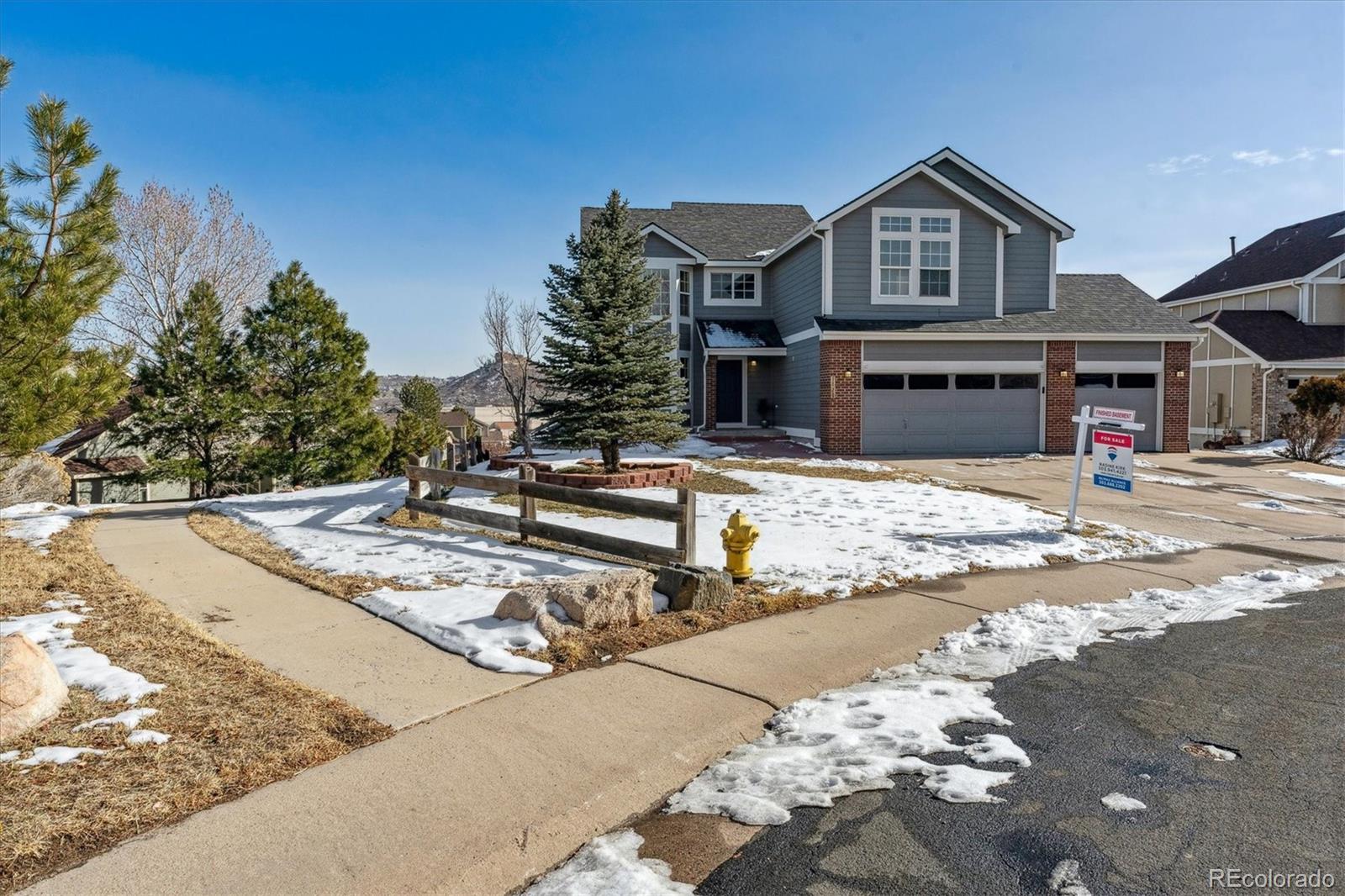 1820  Cooper Court, castle rock MLS: 8769364 Beds: 6 Baths: 4 Price: $715,000