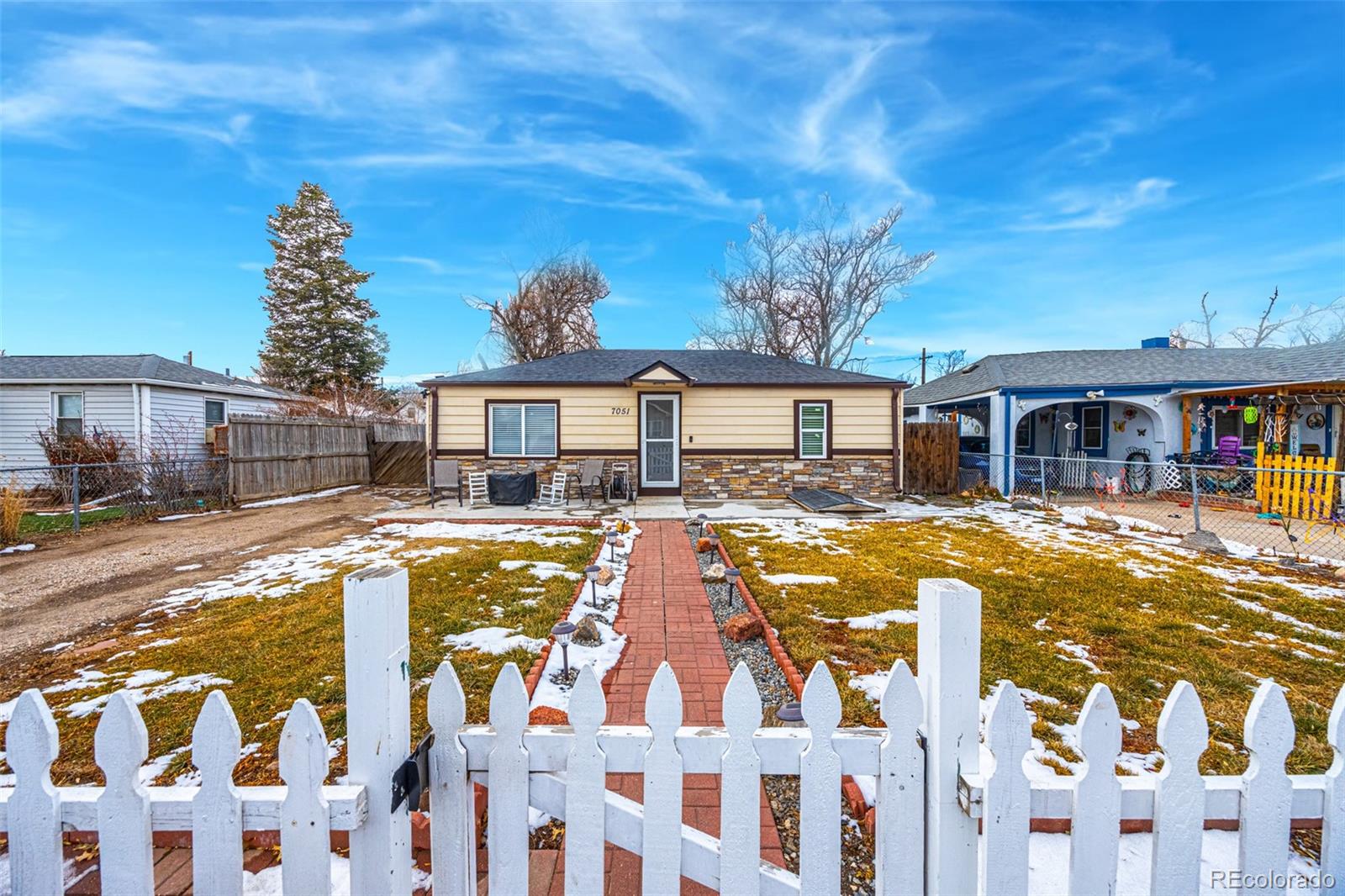 7051  Grape Street, commerce city MLS: 5670787 Beds: 2 Baths: 1 Price: $350,000