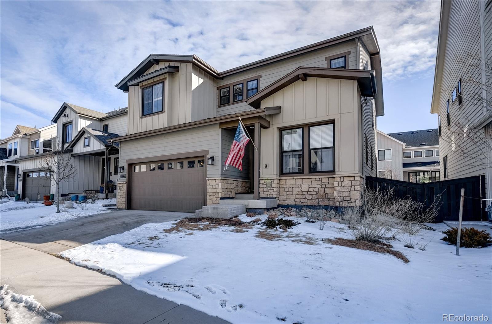 11220  Bellsong Lane, littleton MLS: 4178462 Beds: 4 Baths: 4 Price: $850,000