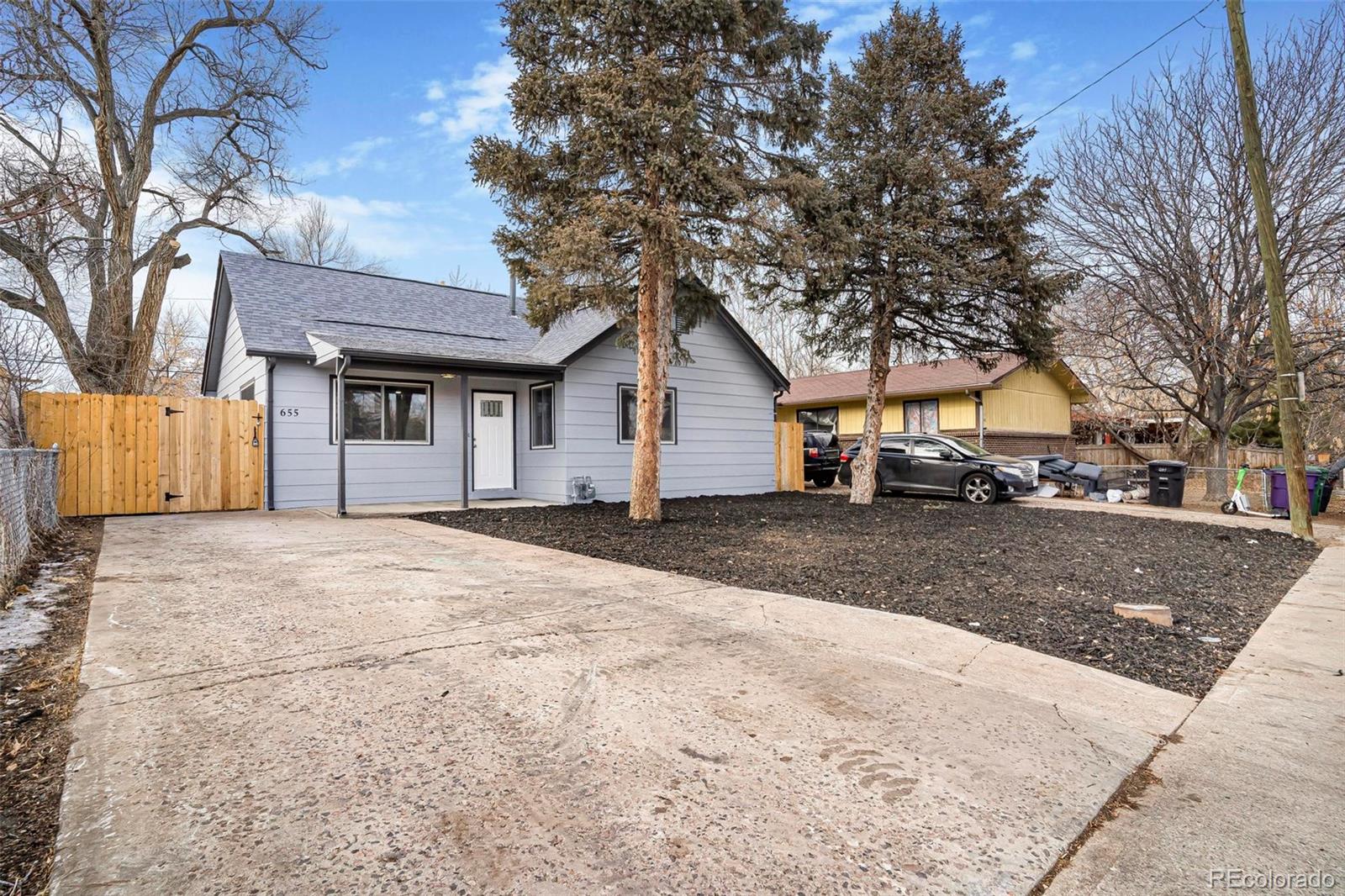 655 S Osceola Street, denver MLS: 3845183 Beds: 3 Baths: 2 Price: $515,000