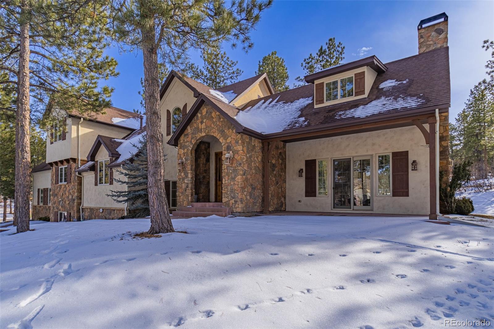 590  Cumberland Road, larkspur MLS: 1866835 Beds: 5 Baths: 4 Price: $1,500,000