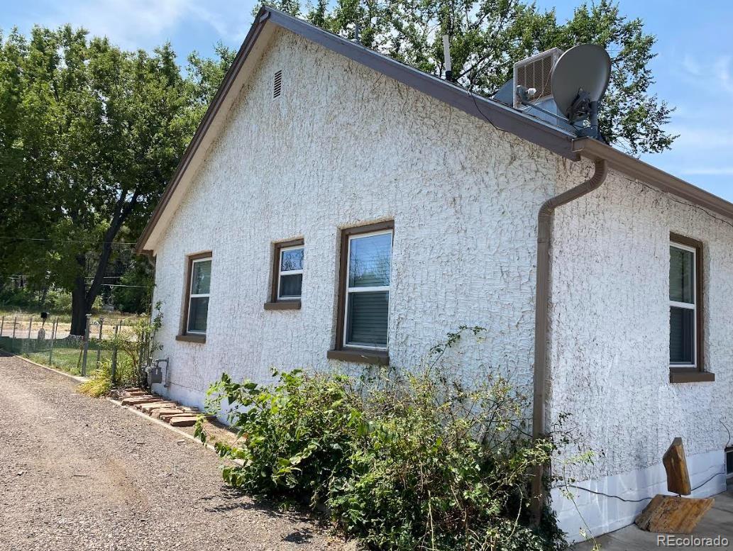 1953  South Road, pueblo  House Search MLS Picture