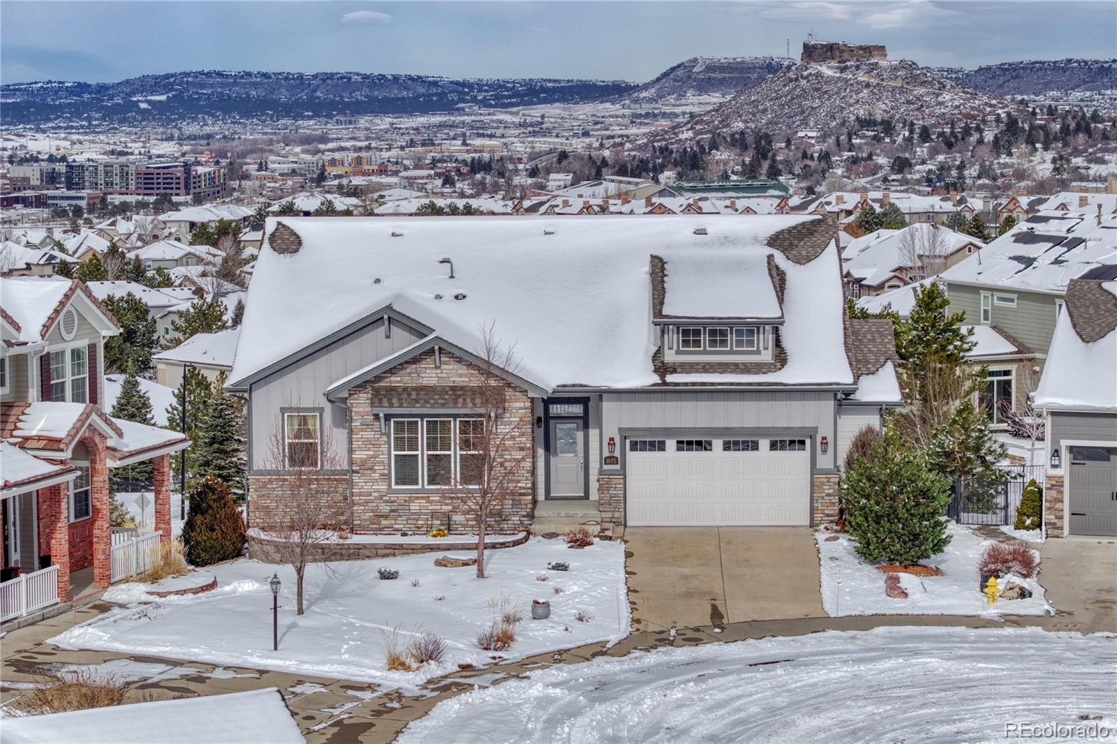 1075  Whitekirk Place, castle rock MLS: 2154139 Beds: 4 Baths: 3 Price: $939,900