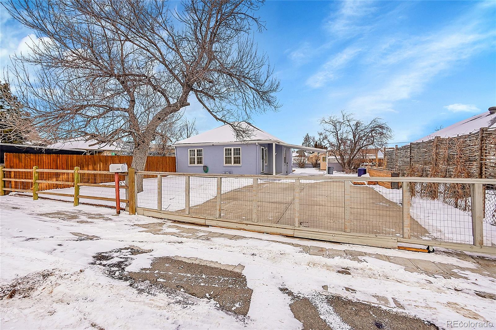 15235 W 43rd Avenue, golden MLS: 7124077 Beds: 2 Baths: 1 Price: $495,000