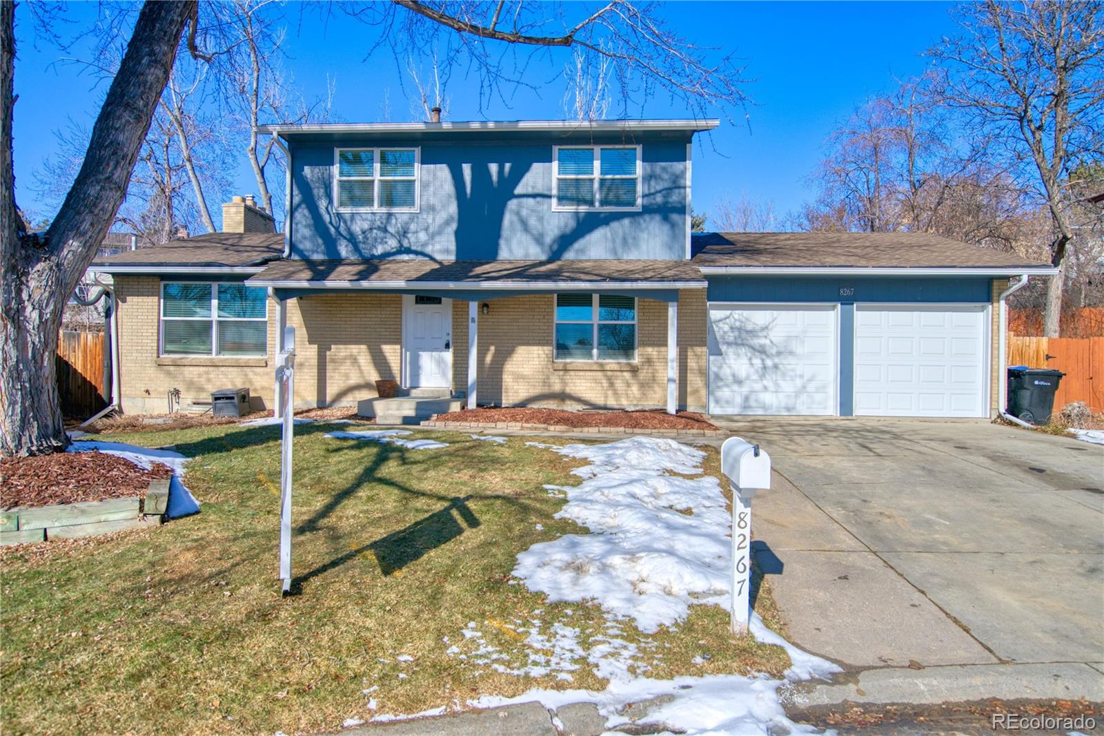 8267  Quay Court, arvada MLS: 4167128 Beds: 3 Baths: 3 Price: $620,000